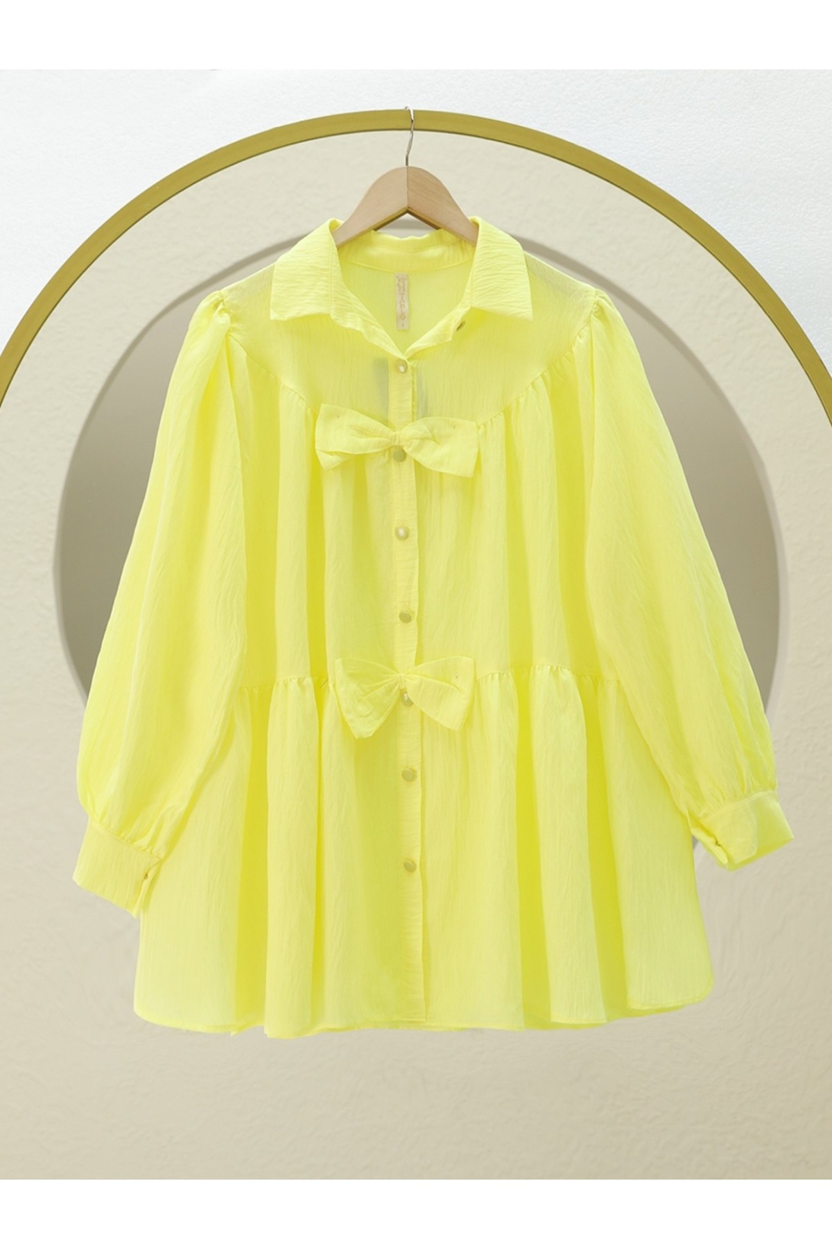 Önü Fiyonk Detaylı Parçalı Gömlek  -Açık Sarı