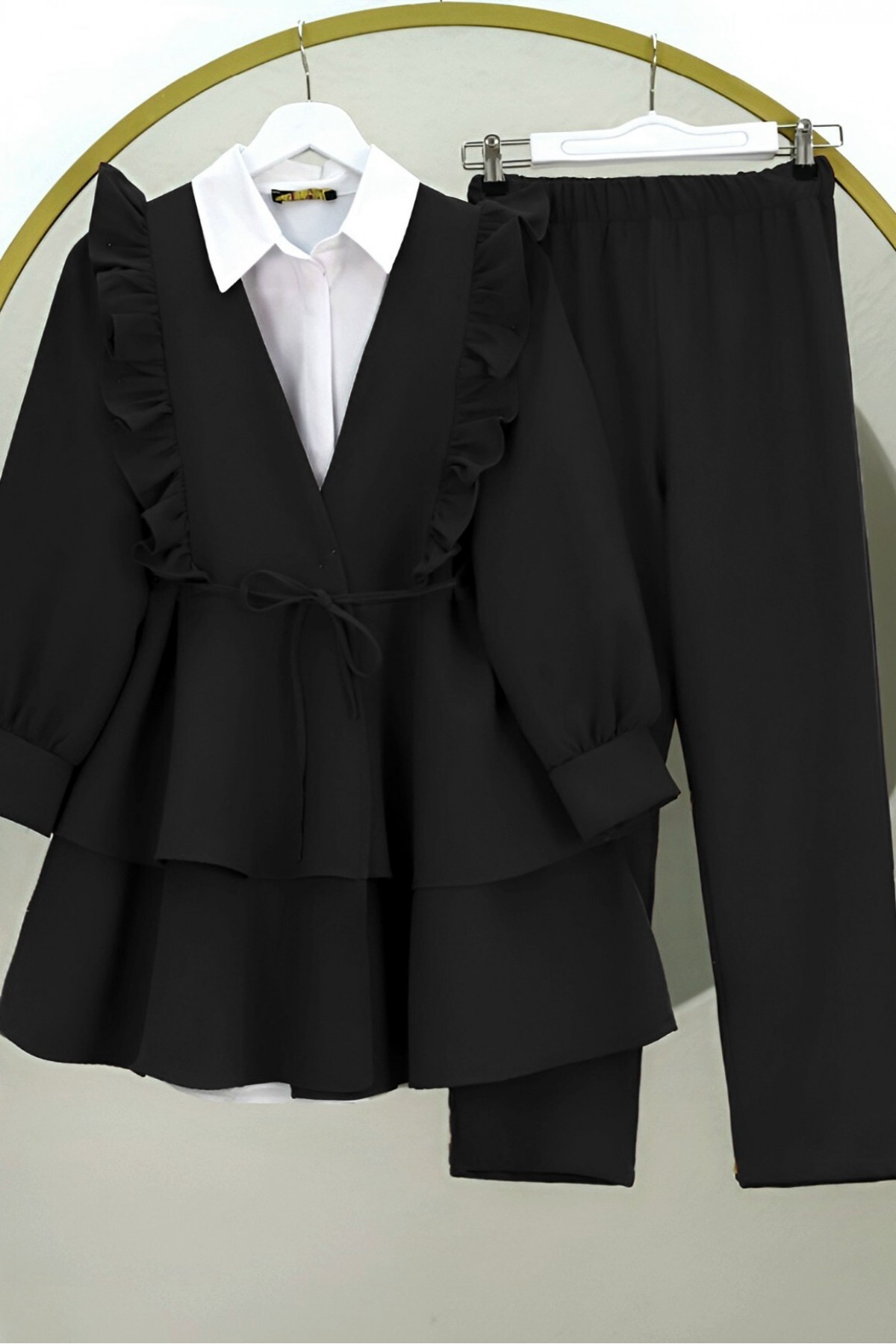 Önü Fırfırlı Bağcıklı Eteği Katlı Pantolonlu Kimono Takım -Siyah