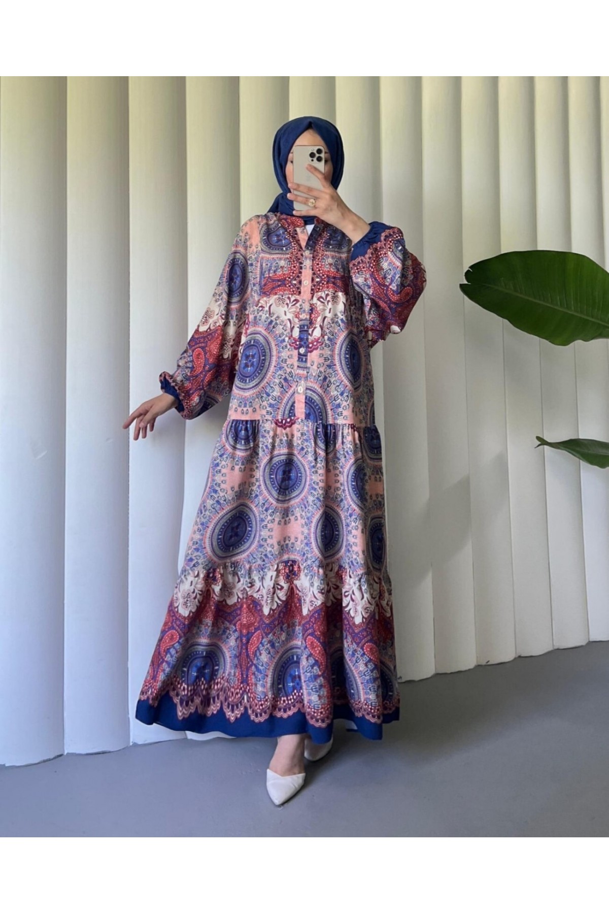 Dik Yaka Yarım Düğmeli Parçalı Elbise    -Yavruağzı