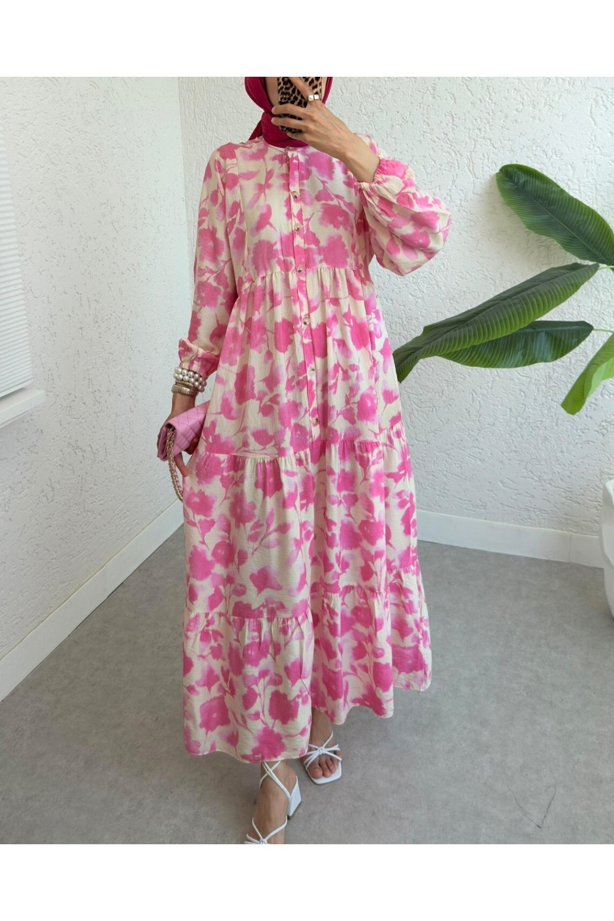 Yarım Düğmeli Kolu Lastikli Desenli Elbise  -Nar Çiçeği