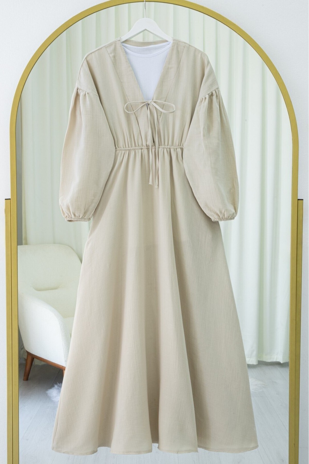 Yakası Bağlamalı Kolu Ve Beli Lastikli Müslin Elbise -Taş