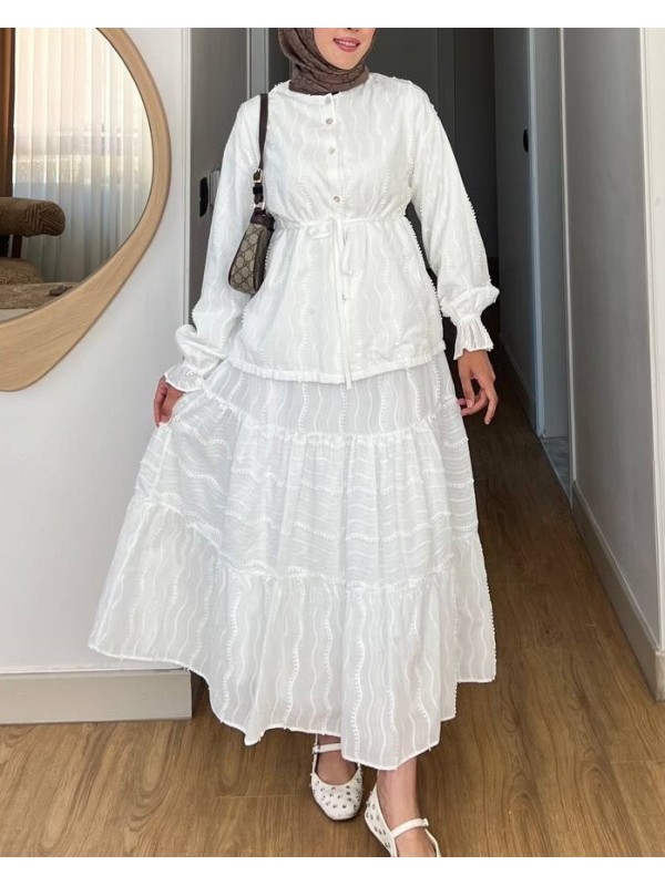 Önü Düğmeli Beli Bağcıklı Kolu Lastikli Etekli Dantelli Takım -Beyaz