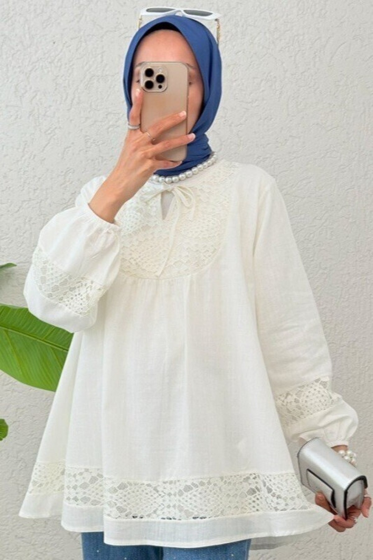 Dantel Detaylı Yakası Bağlamalı Kolu Lastikli Gömlek  -Beyaz