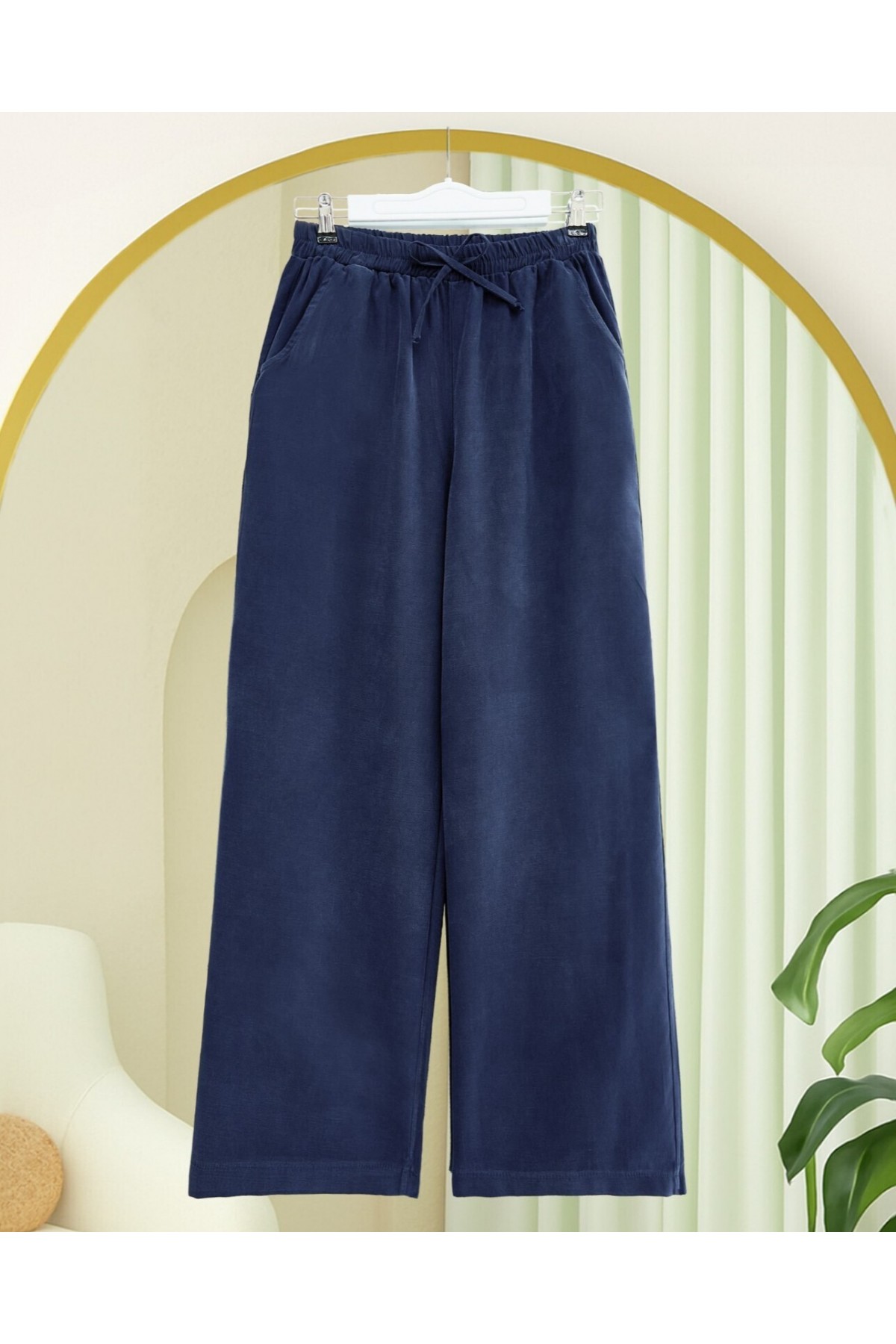 Beli Lastikli Bağcık Detaylı Cepli Bol Paça Tensel Pantolon -Laci