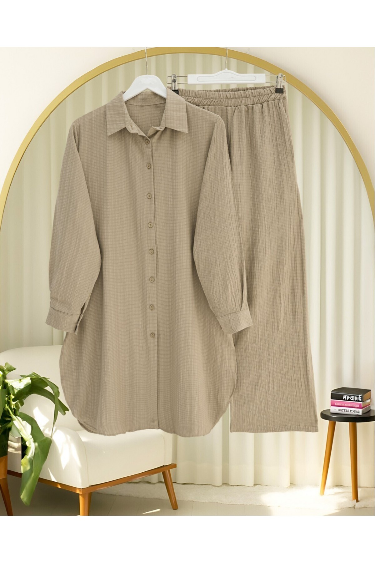 Düğmeli Uzun Pantolonlu Krinkıl Takım   -Vizon