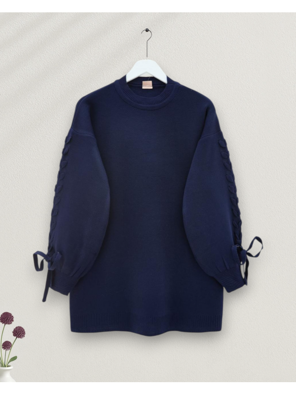 Yuvarlak Yaka Kolu Örgü Detaylı Triko Kazak -Laci