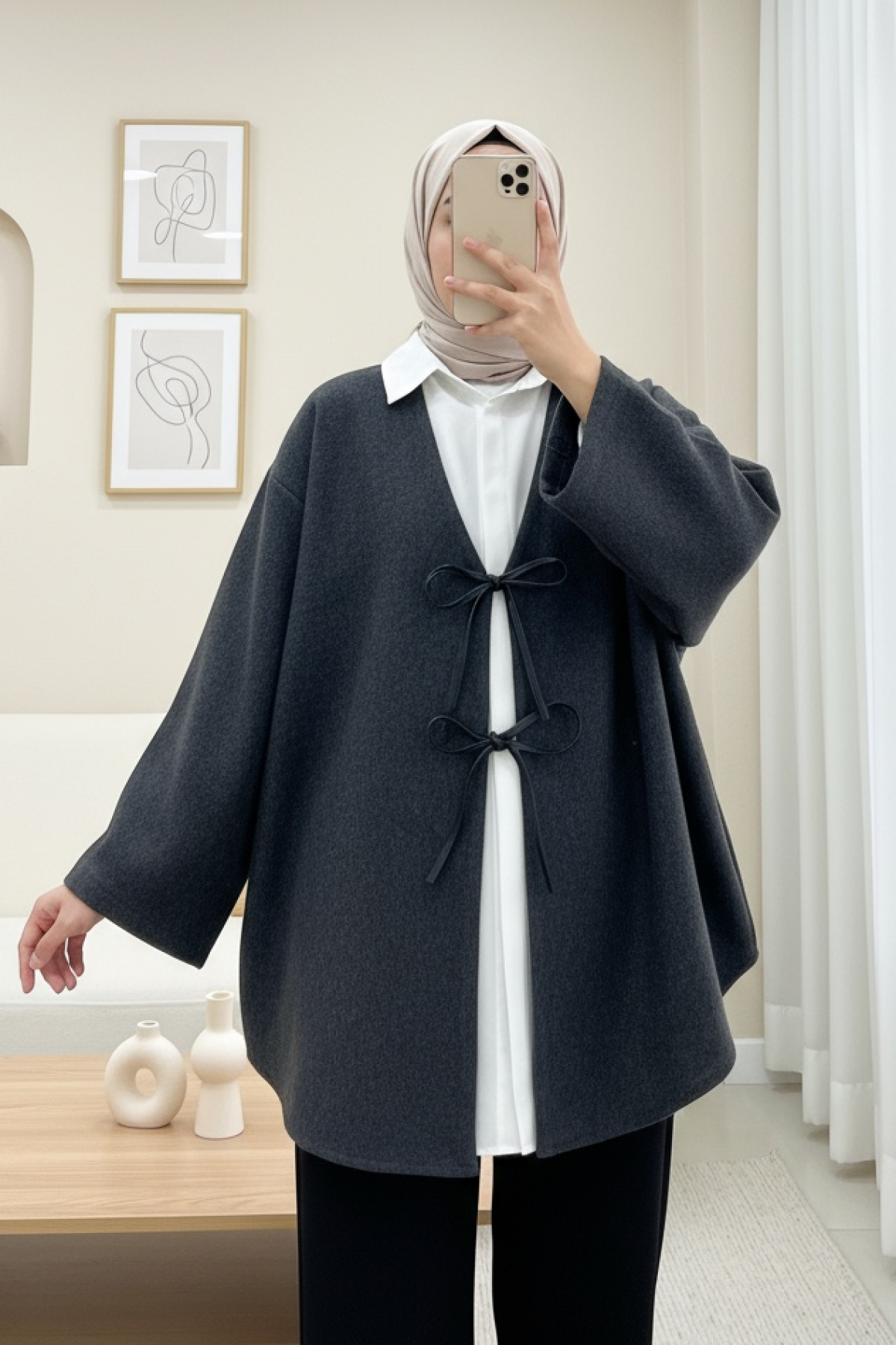 Önü Bağcıklı Oval Kesim Kaşe Kimono     -Antrasit