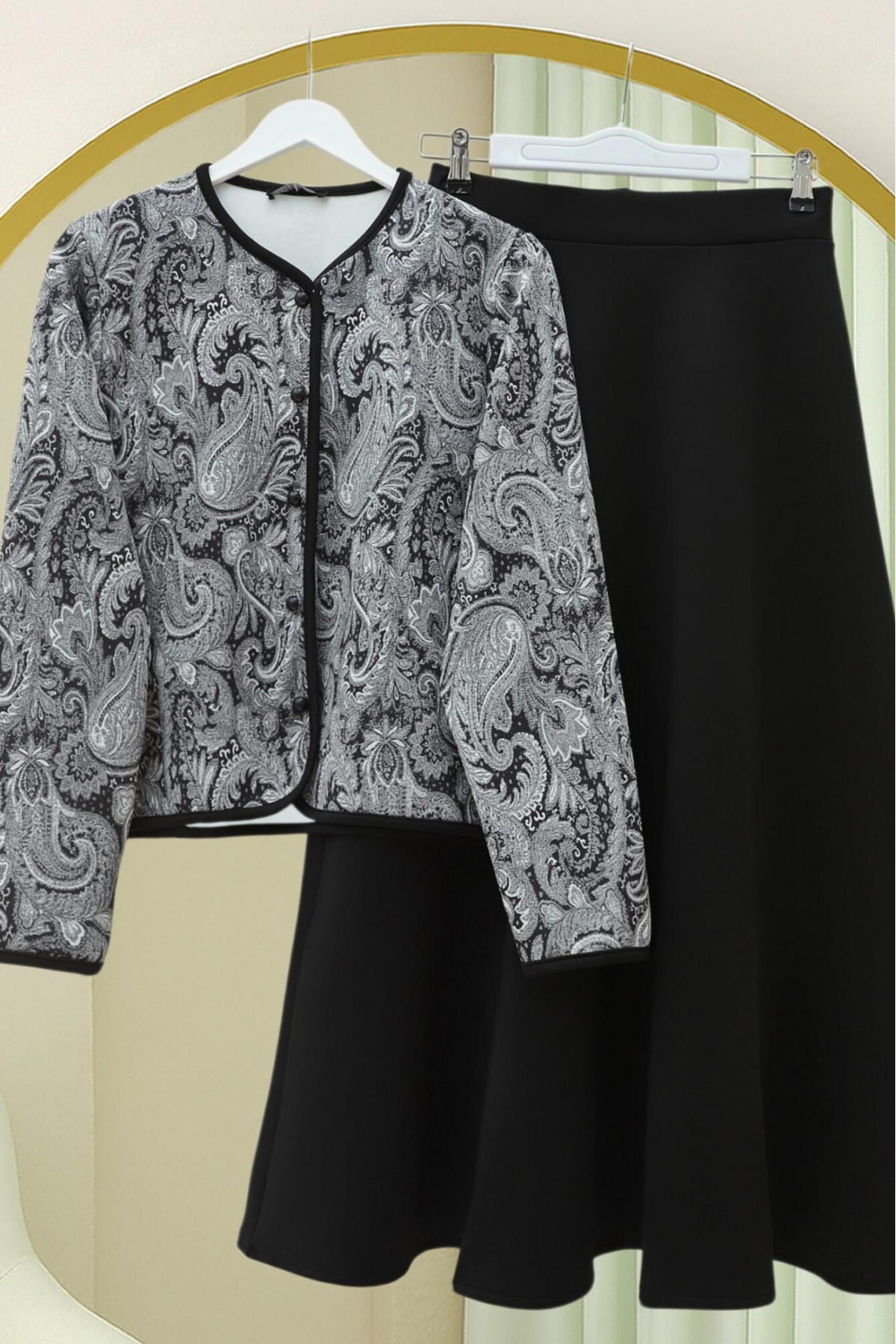 Etnik Desenli Top Düğmeli Scuba Takım -Siyah