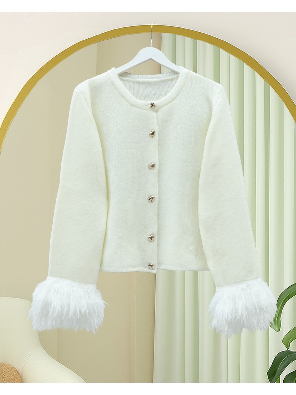 Kalp Düğmeli Kolu Saçaklı Triko Hırka -Ekru