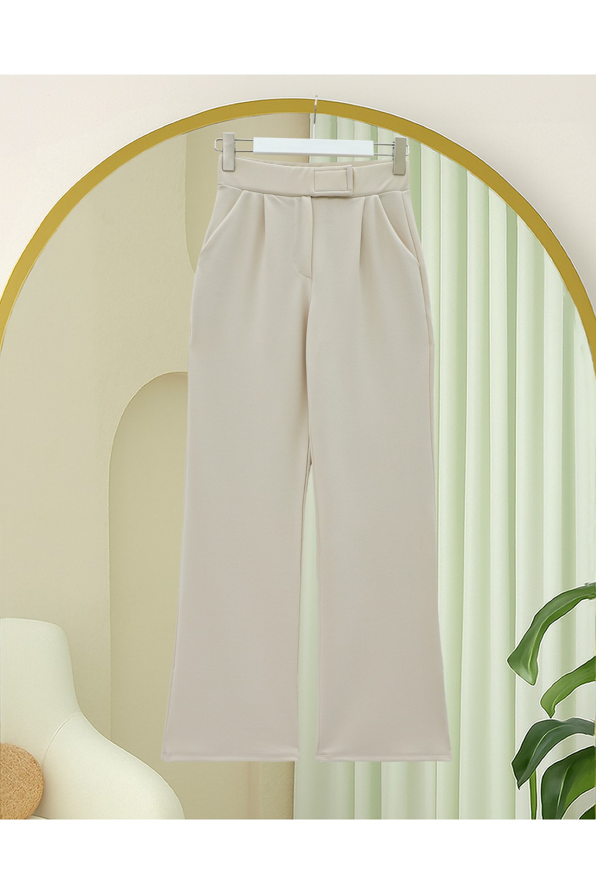 Beli Cırtcırt Detay Boru Paça Kumaş Pantalon  -Bej