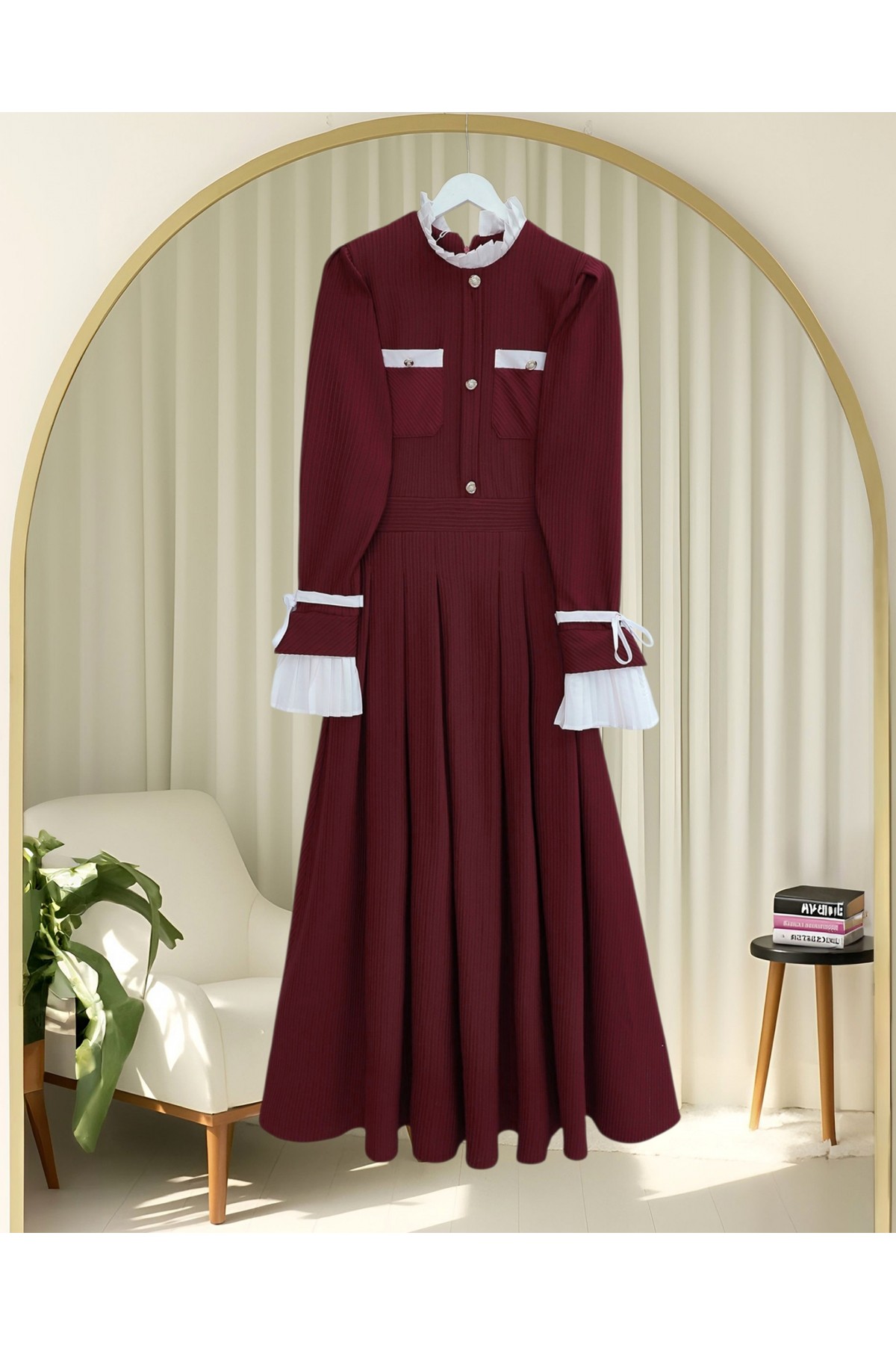 Omzu Vatkalı Kolu Bağcıklı Düğme Detaylı Cepli Pliseli Elbise -Bordo