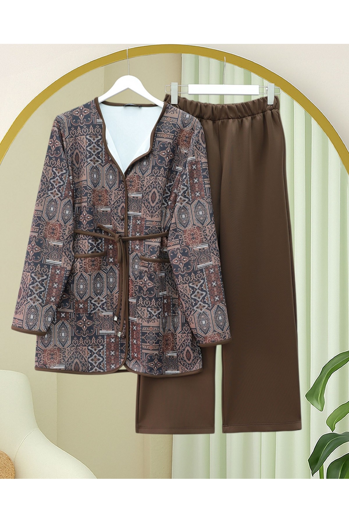 Beli Bağlamalı Çift Cepli Desenli Scuba Takım -Kahve