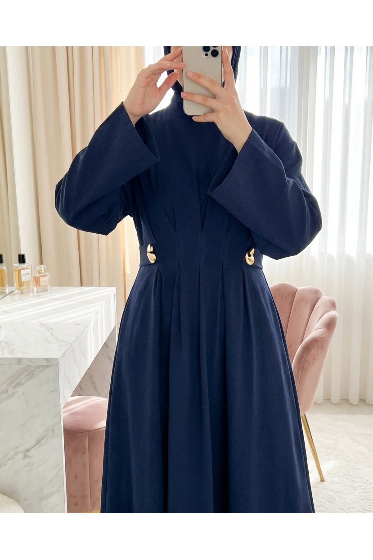 Pileli Beli Kemerli Toka Detaylı Modal Elbise -Laci