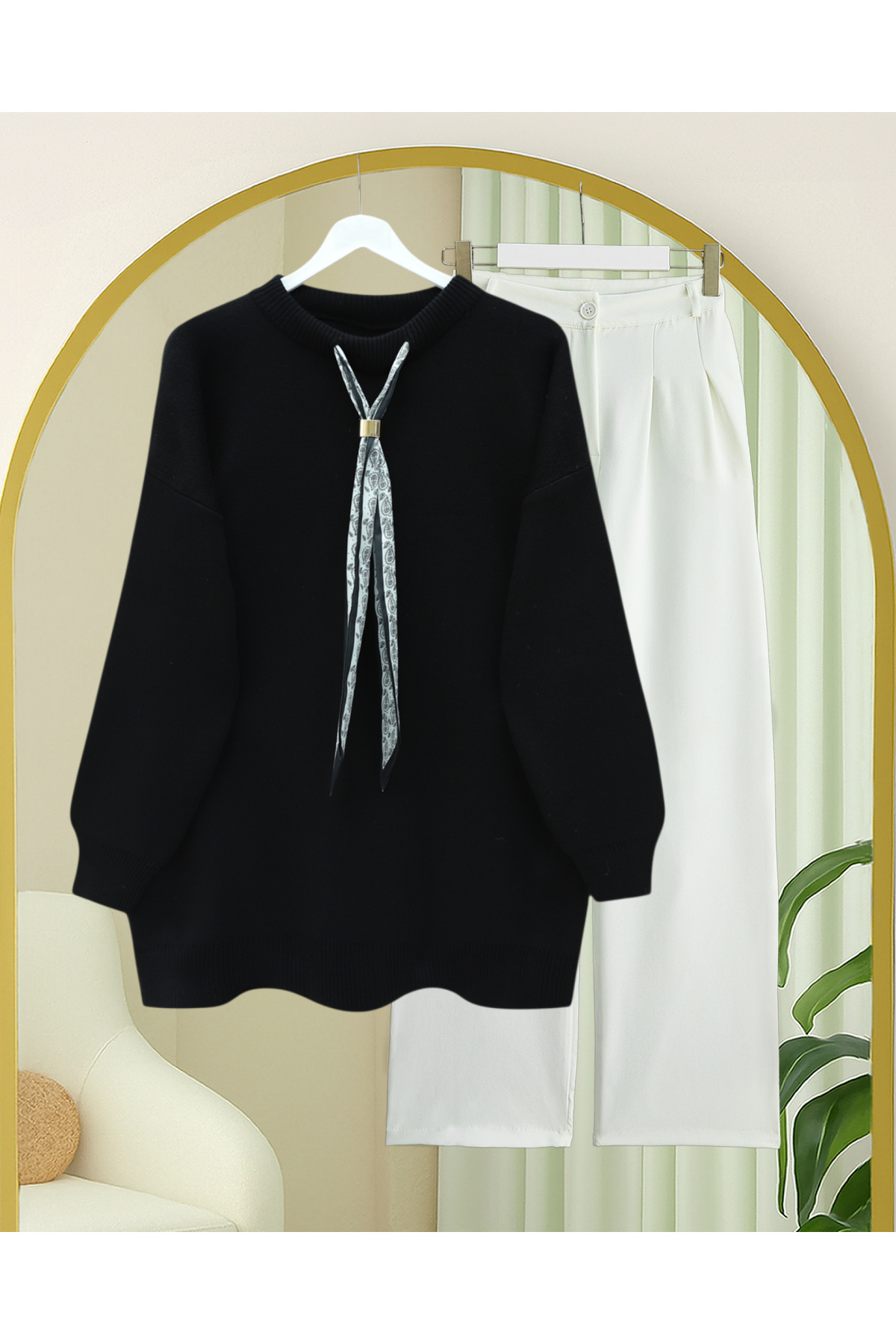 Yuvarlak Yaka Fularlı Salaş Triko Tunik    -Siyah