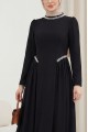 Yakası Ve Beli Taşlı Yanları Tül  Detaylı  Astarlı Krep Elbise -Siyah