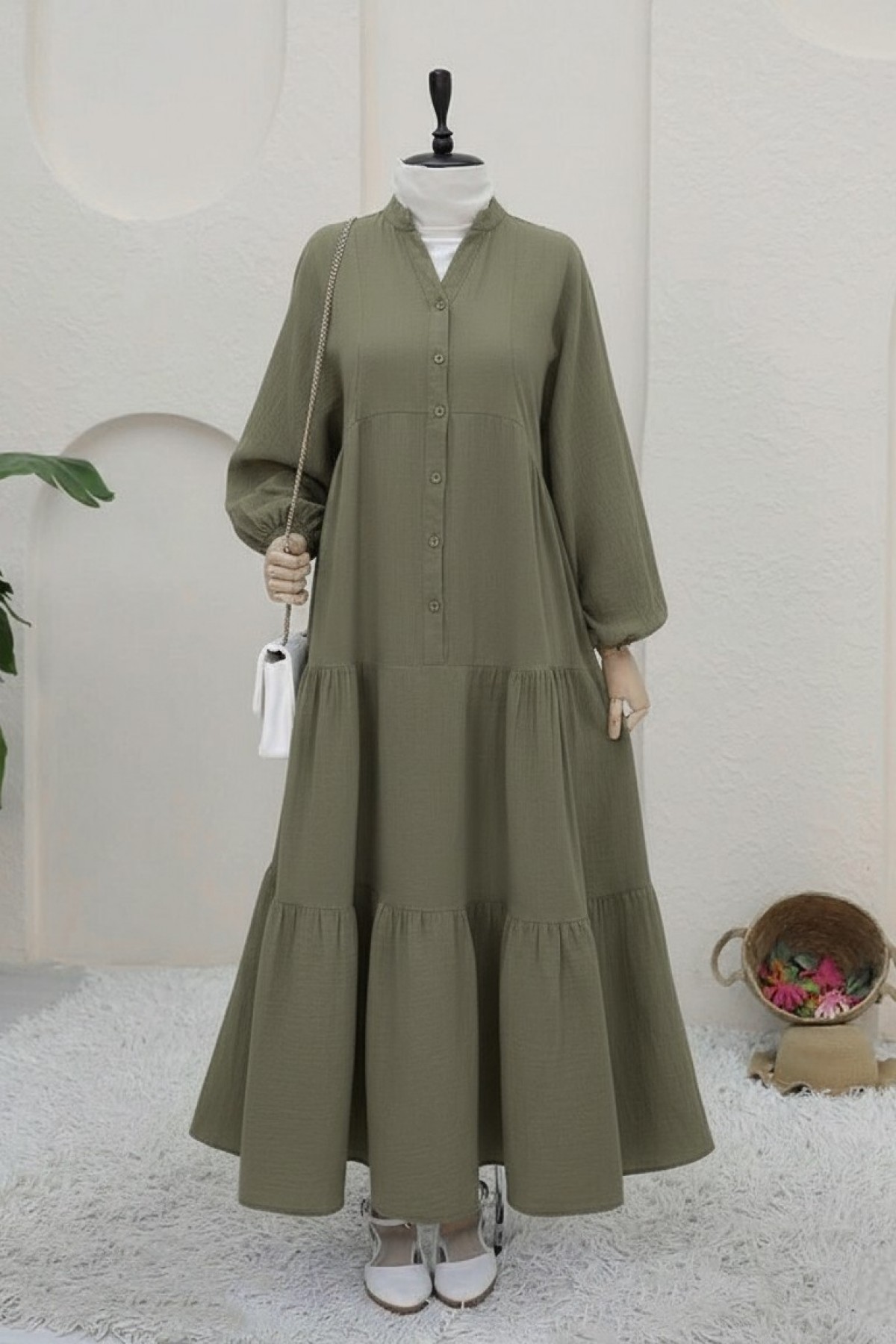 V Yaka Yarım Düğmeli Kolu Lastikli Parçalı Müslin Elbise -Haki