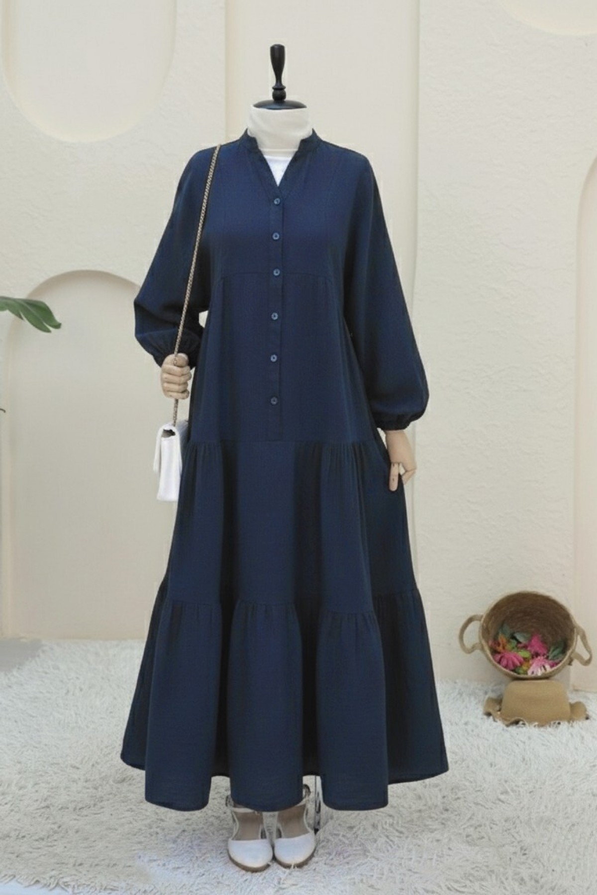 V Yaka Yarım Düğmeli Kolu Lastikli Parçalı Müslin Elbise -Laci