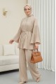 Piliseli Hakim Yaka Düğmeli Krep Takım -Bej