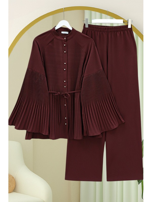 Piliseli Hakim Yaka Düğmeli Krep Takım -Bordo