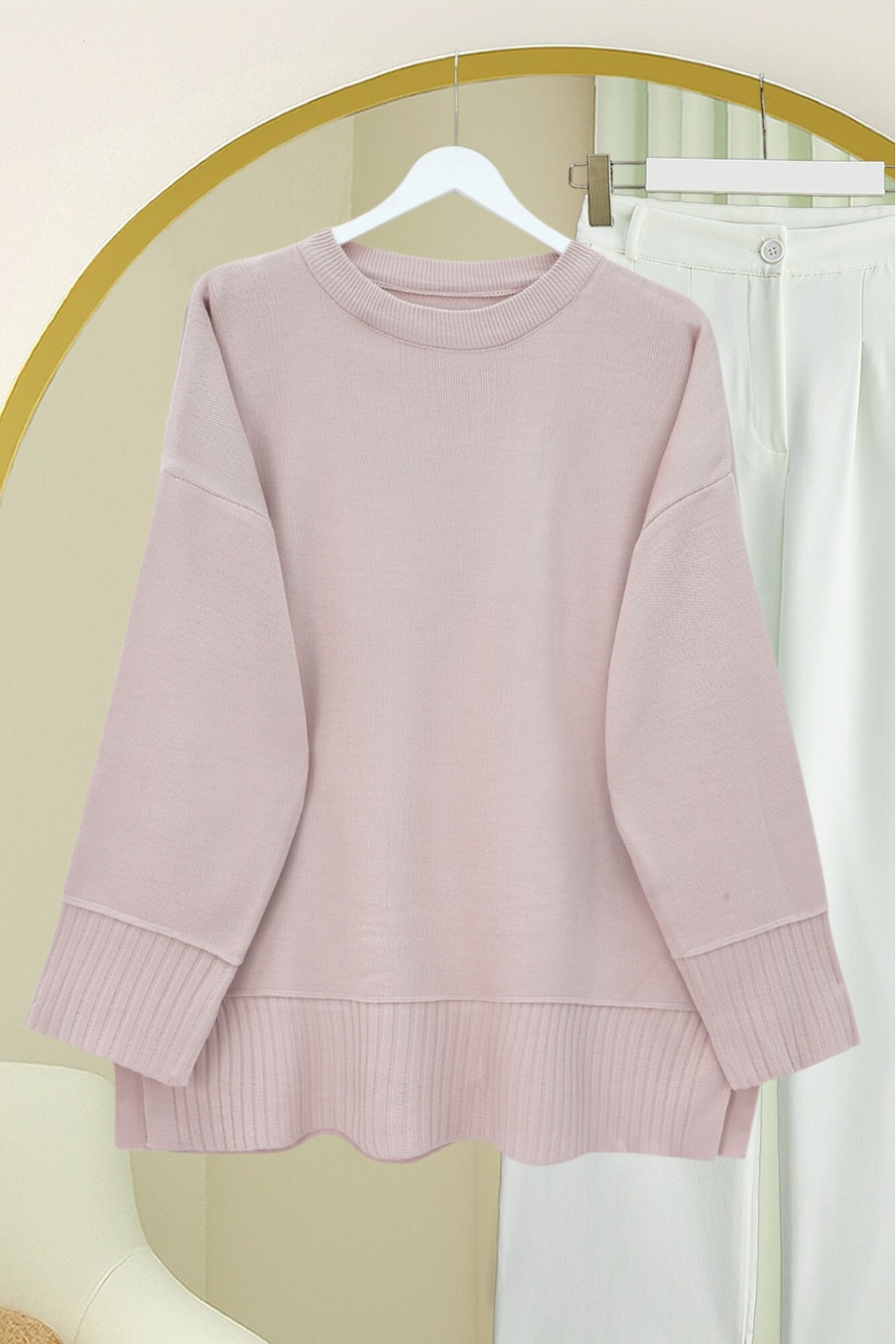 Etek Ucu Ve Kol Manşeti Fitilli Yuvarlak Yaka Yırtmaçlı Triko Tunik -Pudra