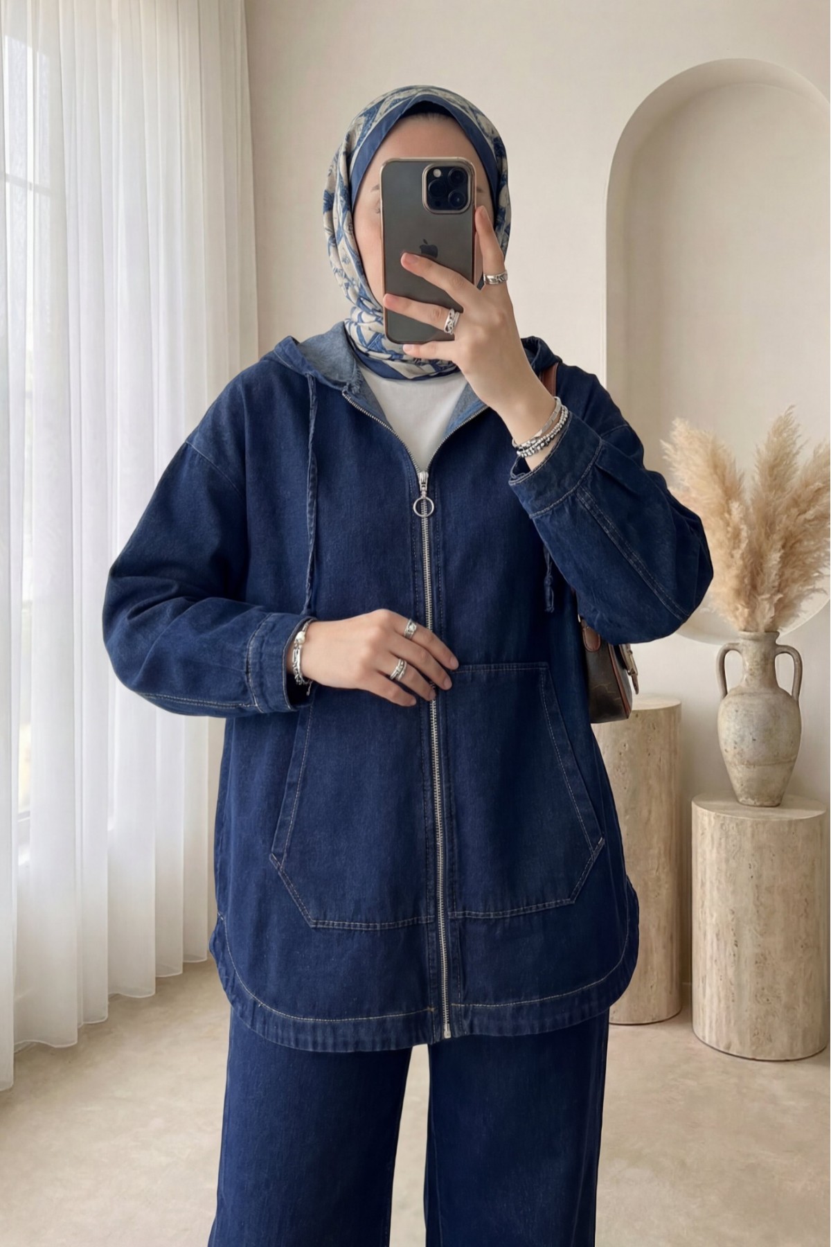 Kapşonlu Kanguru Cepli Oval Kesim Pantolonlu Kot Takım  -İndigo