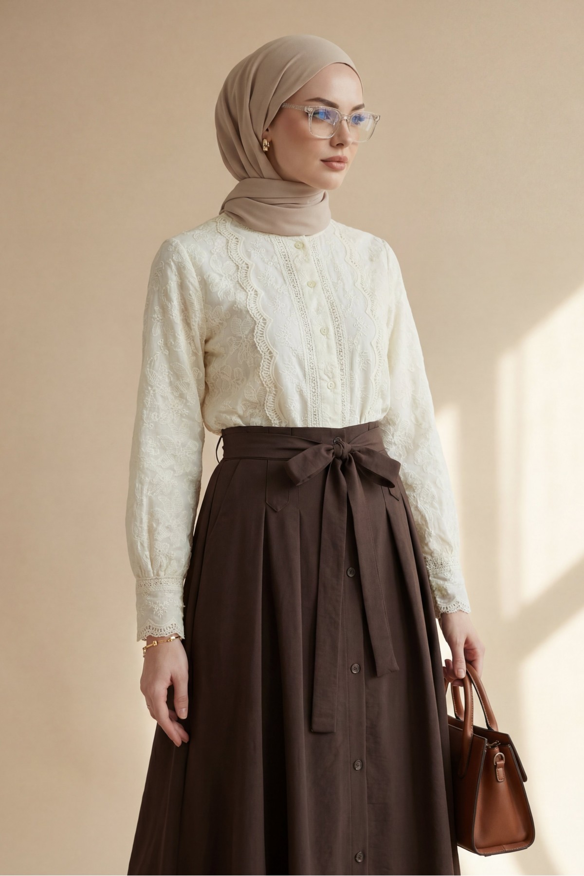 Brode İşlemeli Vintage Gömlek Bluz -Bej