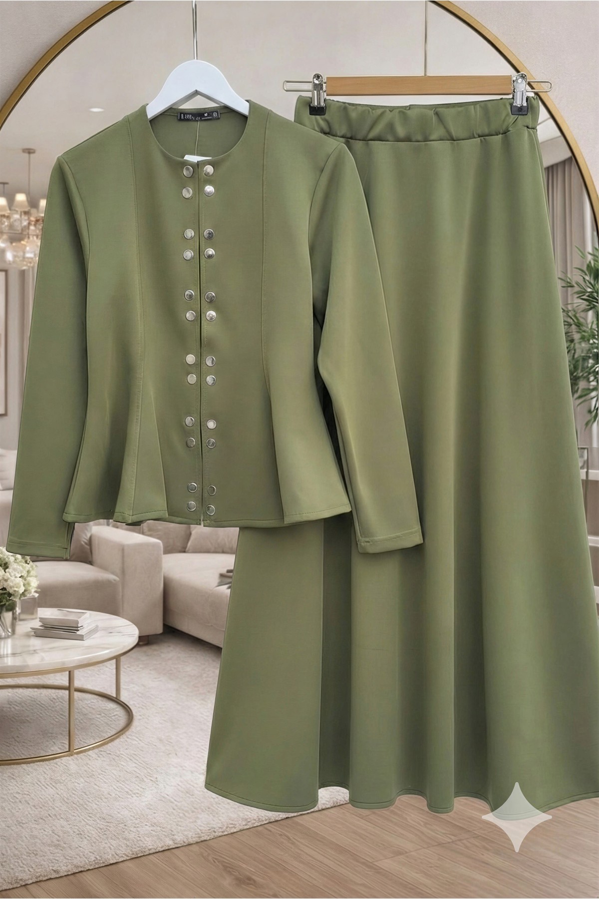 Önü Çift Çıtçıtlı Beli Volanlı Etekli Scuba Takım -Haki