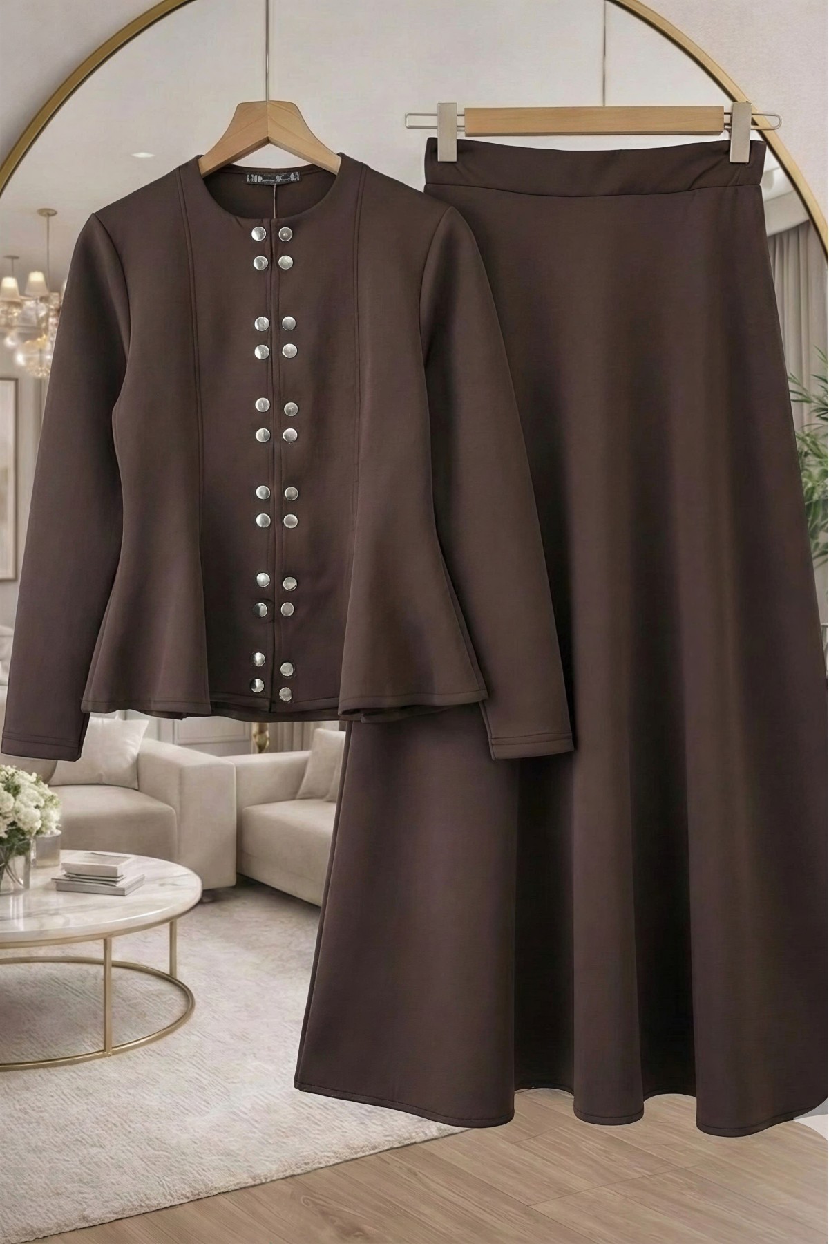 Önü Çift Çıtçıtlı Beli Volanlı Etekli Scuba Takım -K. Kahve