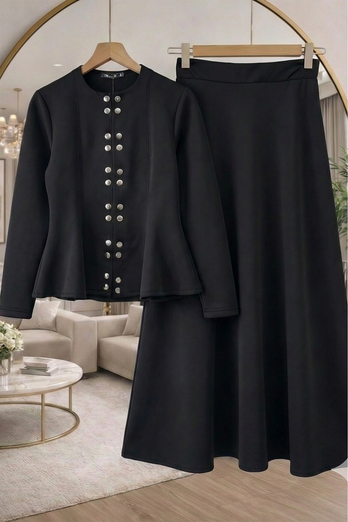 Önü Çift Çıtçıtlı Beli Volanlı Etekli Scuba Takım -Siyah