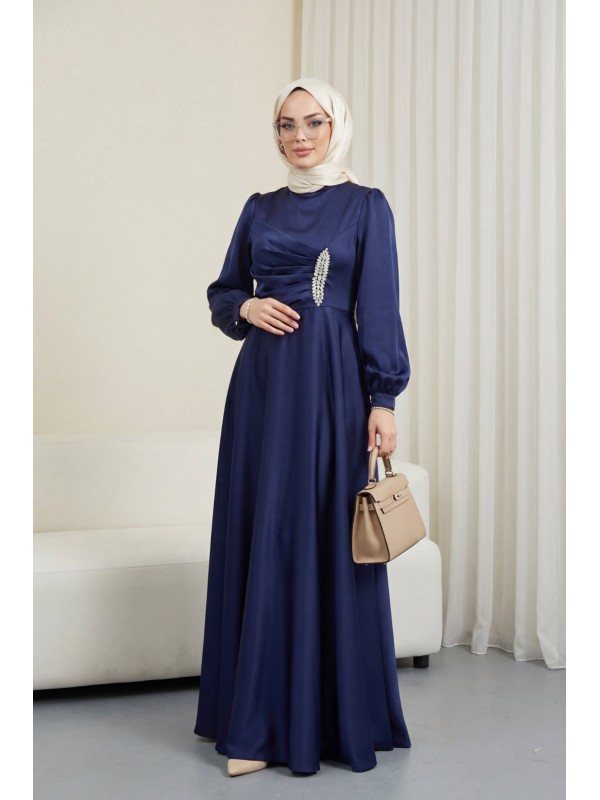 Önü Drapeli Taş Detaylı Saten Elbise -Laci