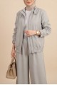 Yakası Ve Kol Manşeti Kemerli Ceketli Pileli Bol Paça Pantolonlu Okyanus Takım -Açık Gri