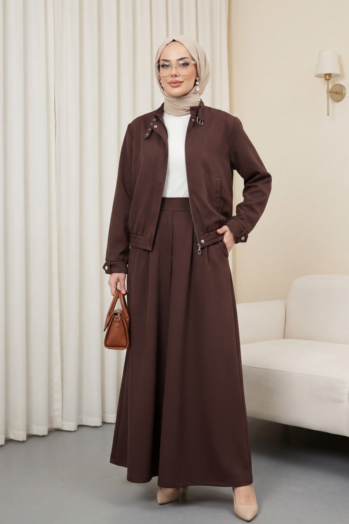 Yakası Ve Kol Manşeti Kemerli Ceketli Pileli Bol Paça Pantolonlu Okyanus Takım -Kahve