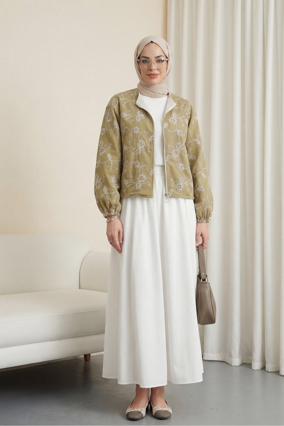 Yuvarlak Yaka Fermuarlı Nakışlı Cepli Keten Ceket -Tarçın