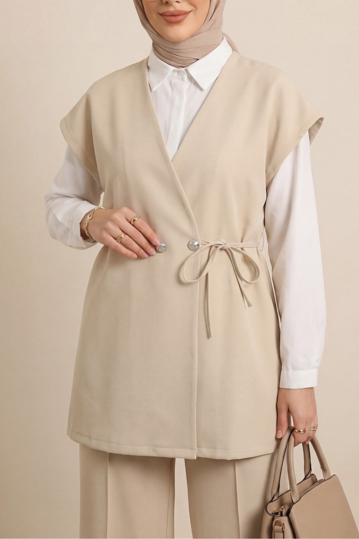 Düğme Detaylı Çift Bağcıklı Yelek Pantolon Double Krep Takım -Bej