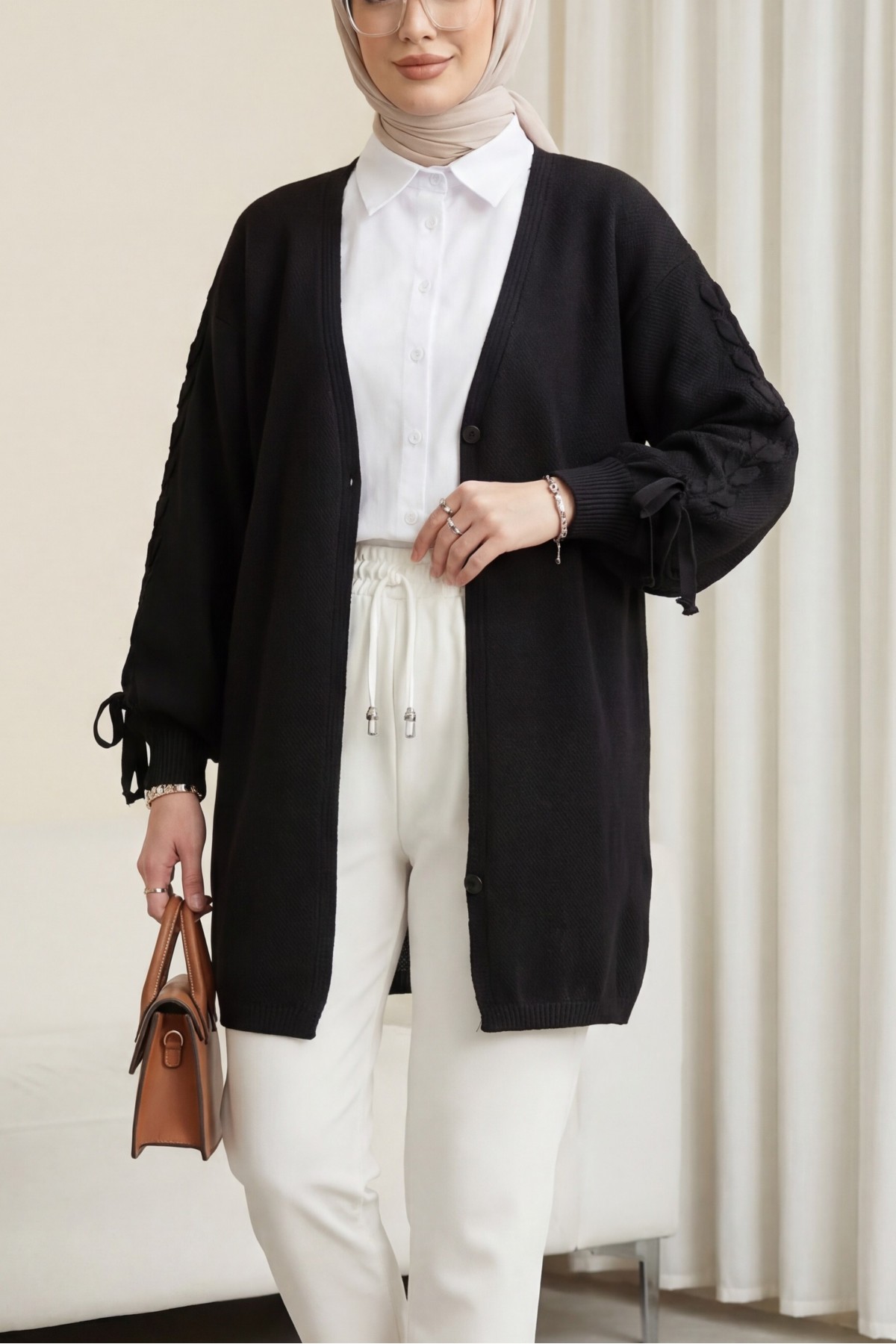 Kolu Saç Örgülü Salaş Triko Hırka -Siyah