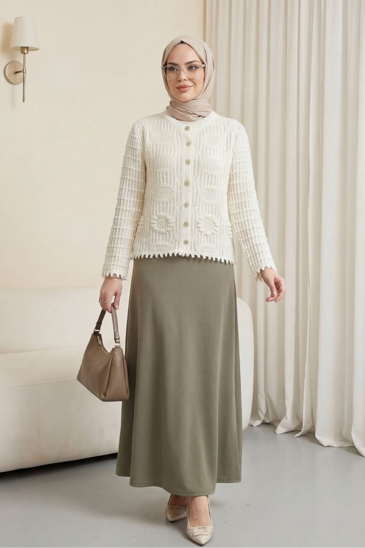 Oval Desen Ajurlu Düğmeli Triko Hırka -Ekru