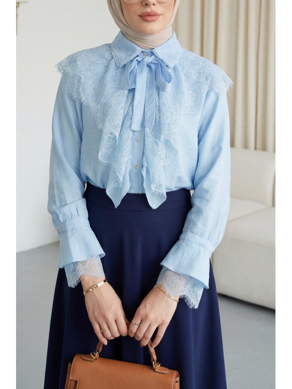 Yakası Bağcıklı Fırfırlı Dantel Detaylı Arkası Uzun Cupra Gömlek  -Bebe Mavi
