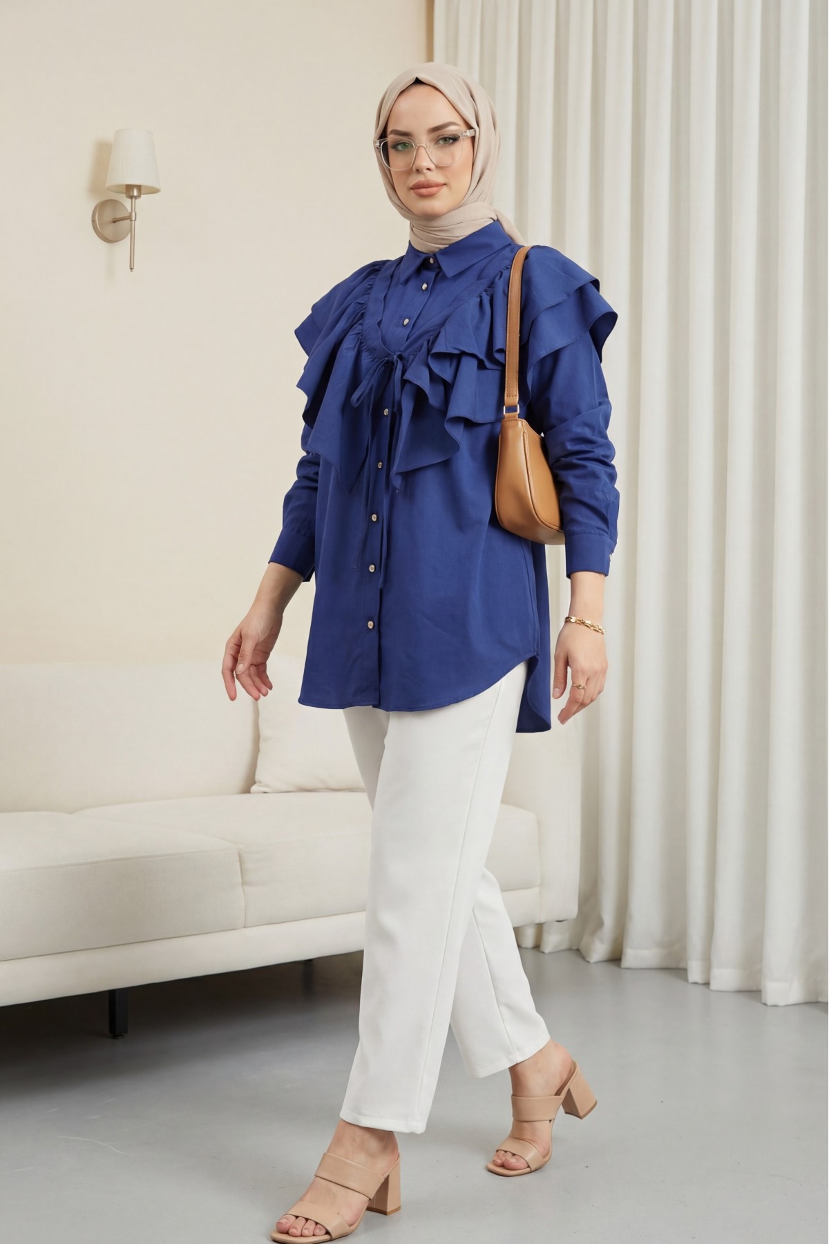 Pelerin Detaylı Düğmeli Oval Kesim Poplin Tunik -Laci