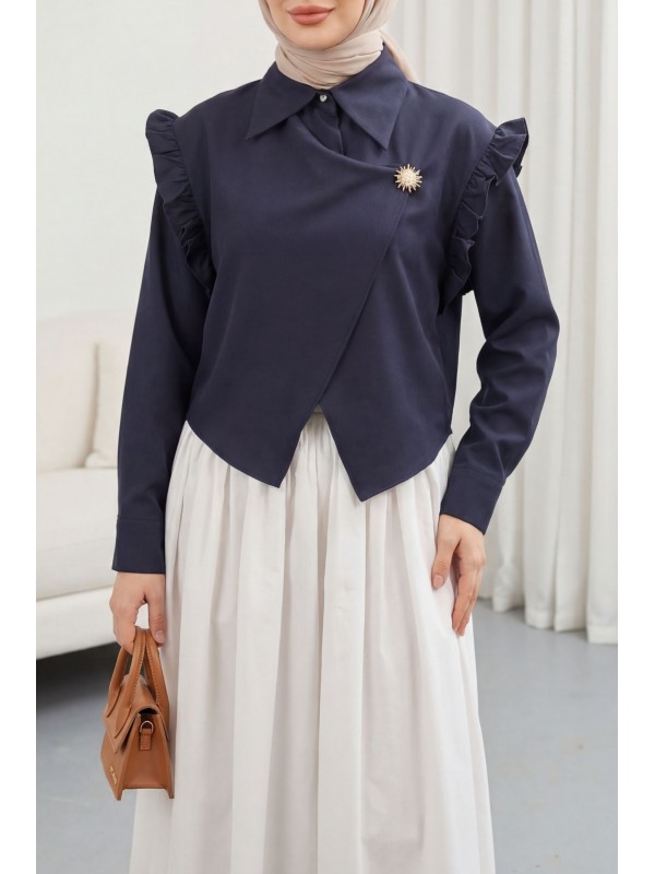 Omuzu Fırfırlı Önü Çapraz Çift Katlı Broş Detaylı Krep Bluz -Laci