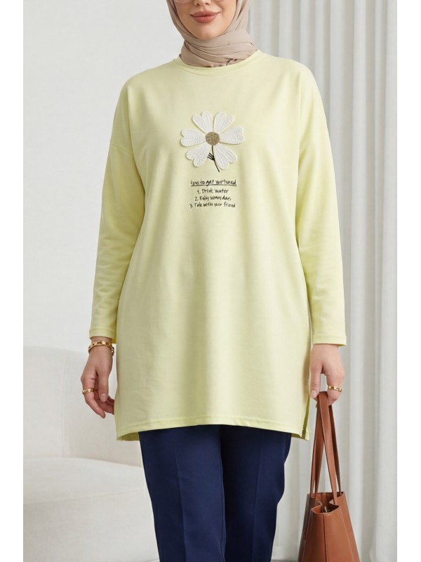 Önü Çiçek Nakışlı Bisiklet Yaka Penye Tunik -Açık Sarı