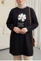 Önü Çiçek Nakışlı Bisiklet Yaka Penye Tunik -Siyah