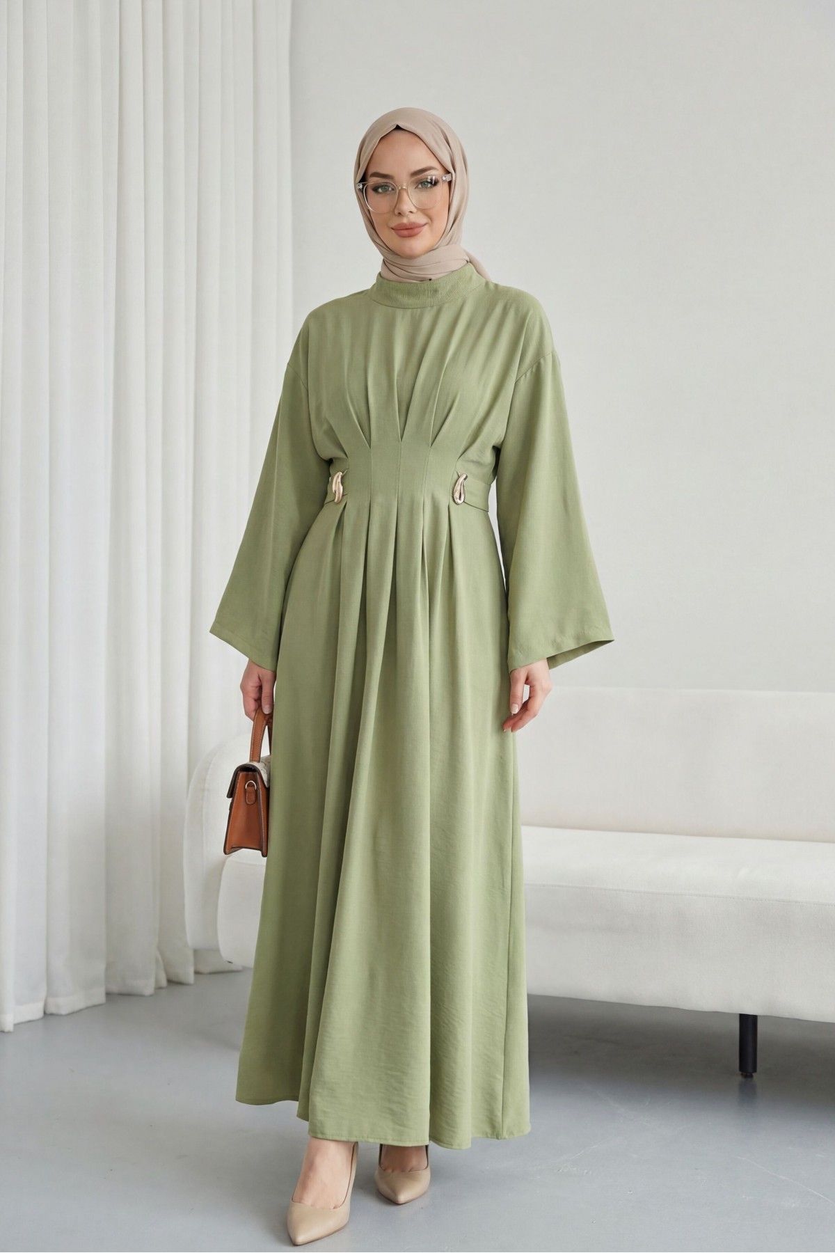 Pileli Beli Kemerli Toka Detaylı Modal Elbise   -Zeytin