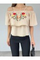 Gül Nakışlı Güpürlü İp Askılı Tişort -Bej