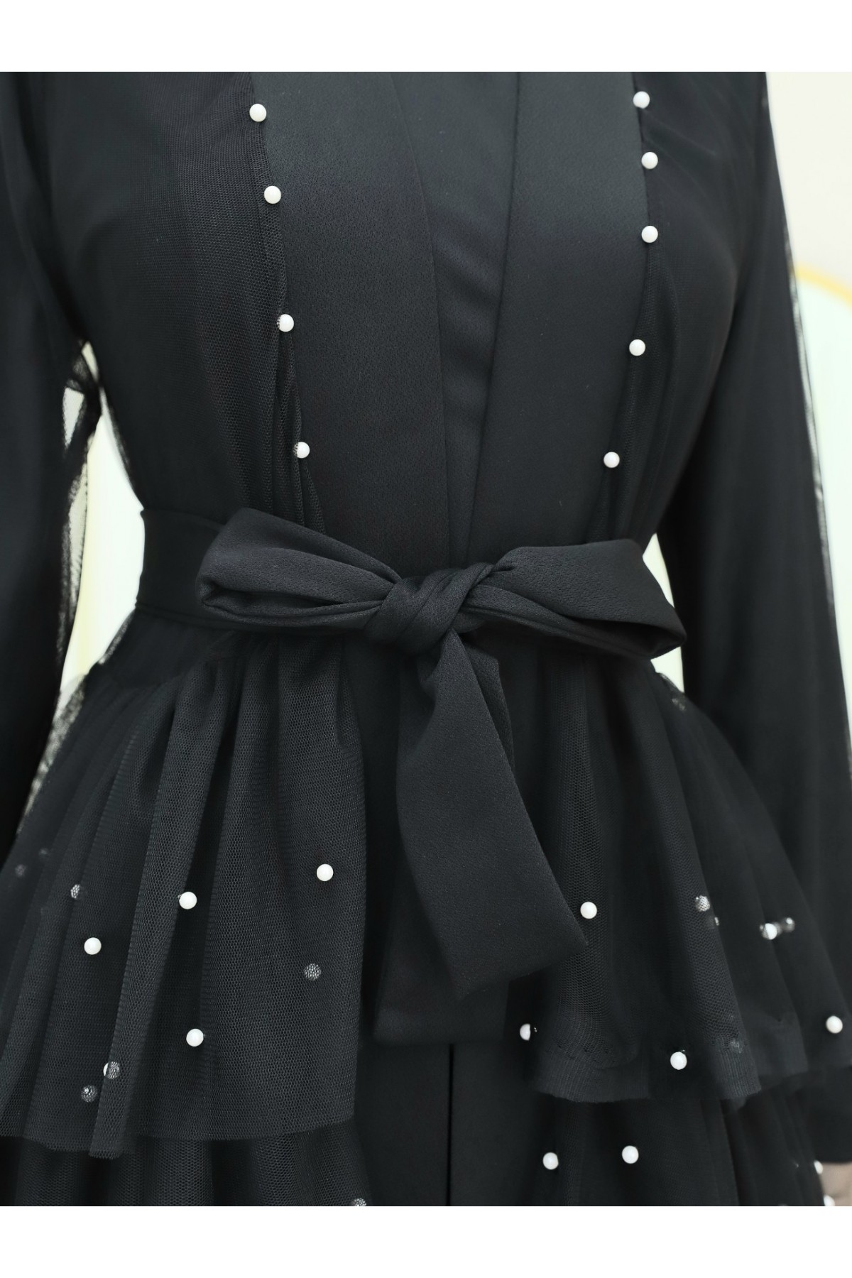 Eteği Katlı Serpme İncili Tül Abaya Takım -Siyah