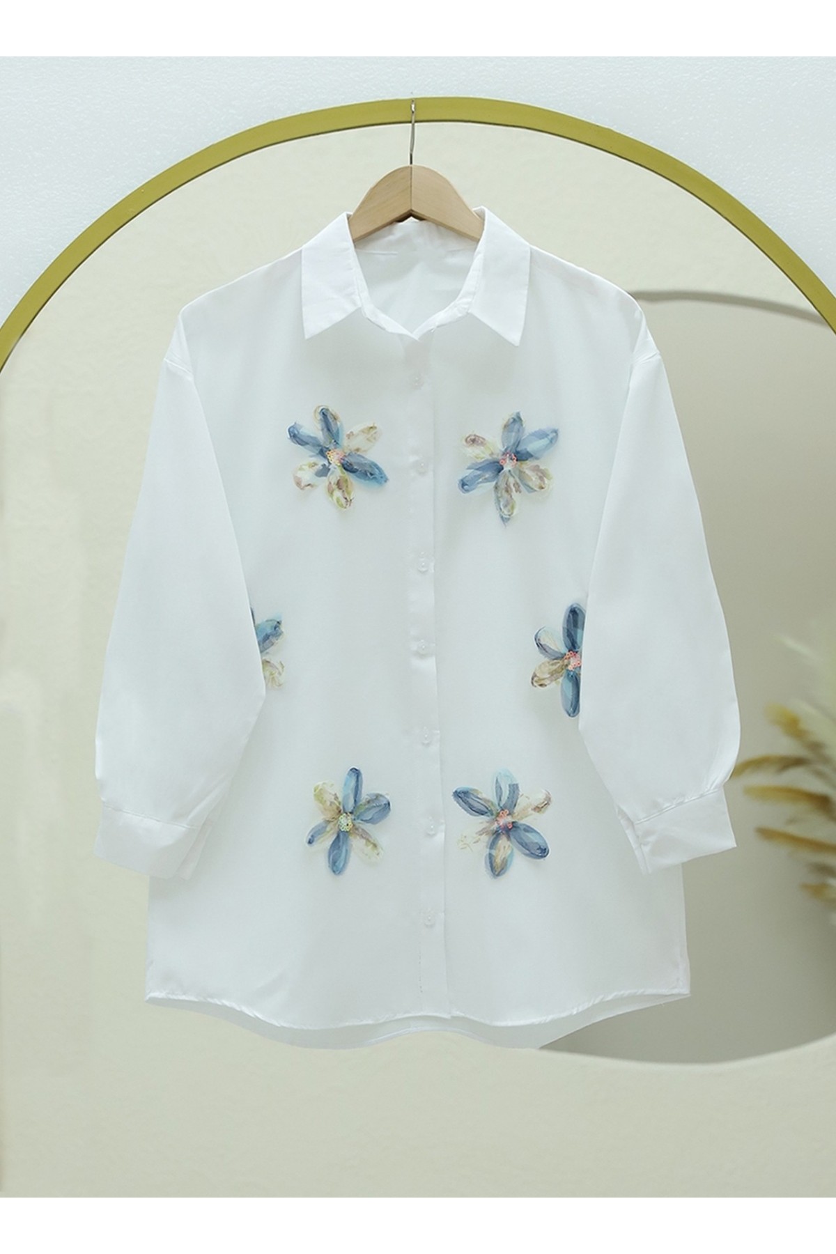 Pullu Çiçek Detaylı Düğmeli Gömlek -İndigo