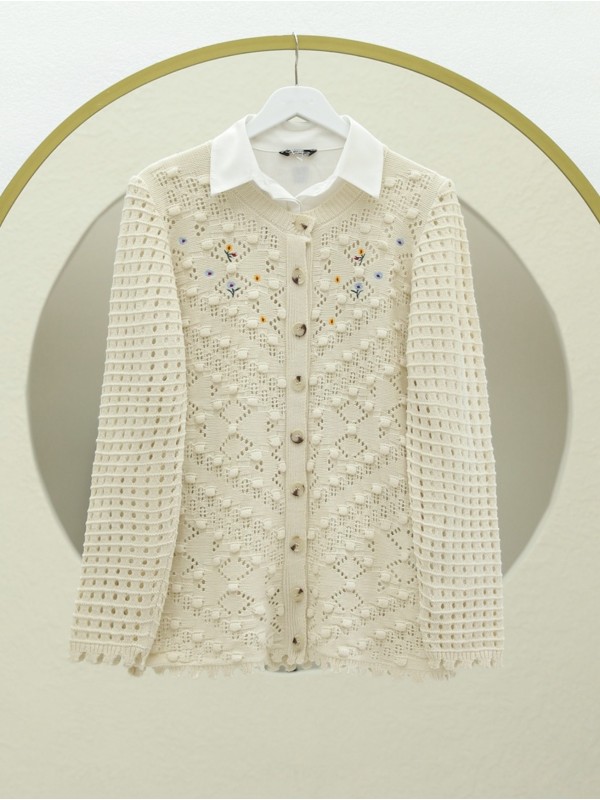 Ponponlu Yuvarlak Yaka Düğmeli Triko Hırka  -Krem