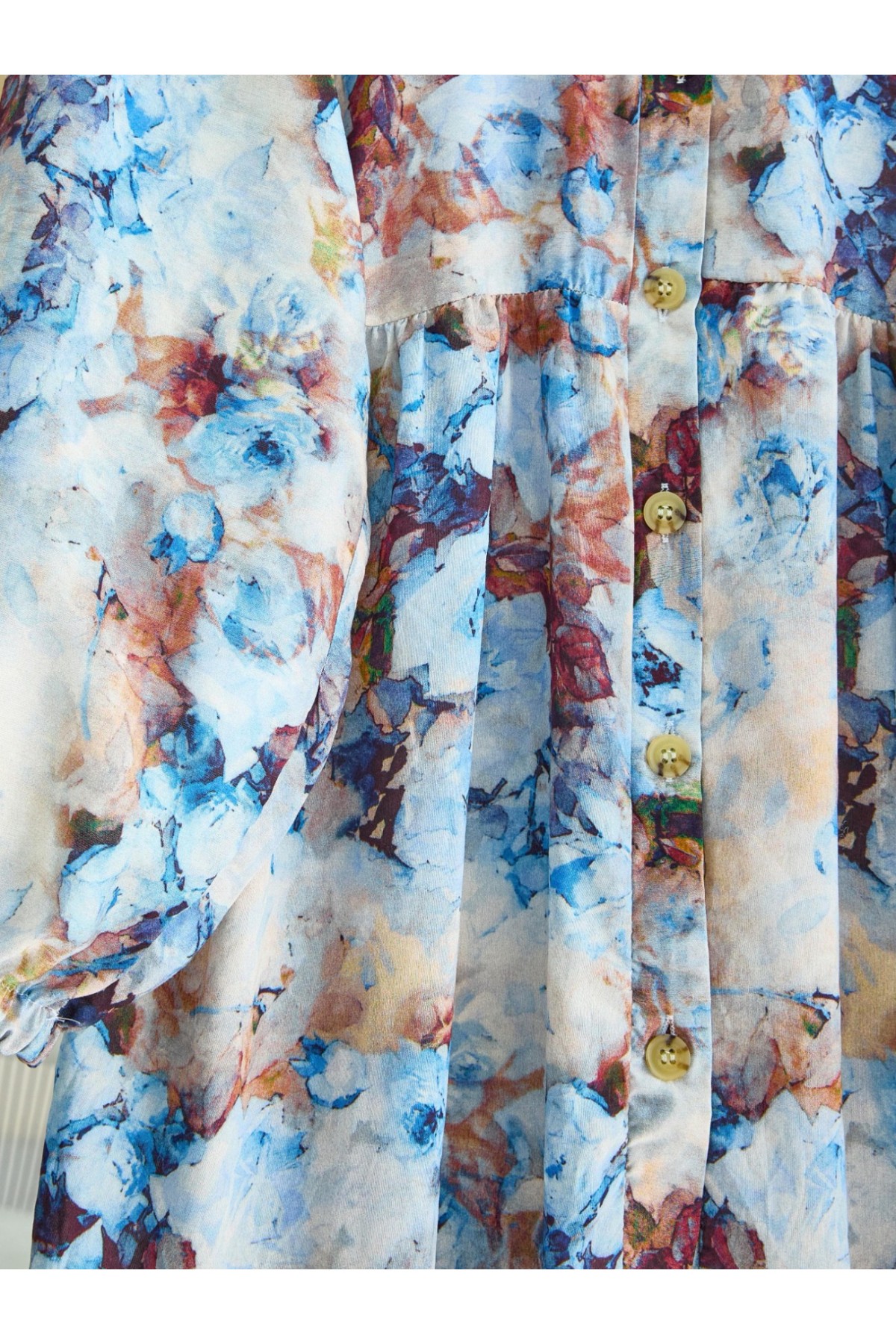 Yarım Düğmeli Karışık Desenli Kolu Lastikli Elbise -Buz Mavi