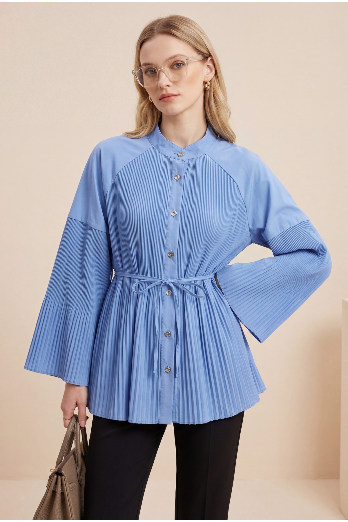 Gold Düğmeli Önü Ve Kolları Pliseli Bağcıklı Gömlek  -Mavi