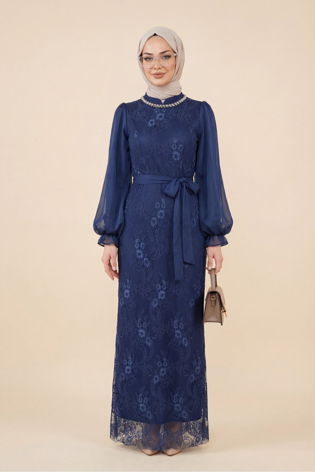 Dik Yaka Kolları Janjan Şifon Kemerli Dantel Elbise -Laci