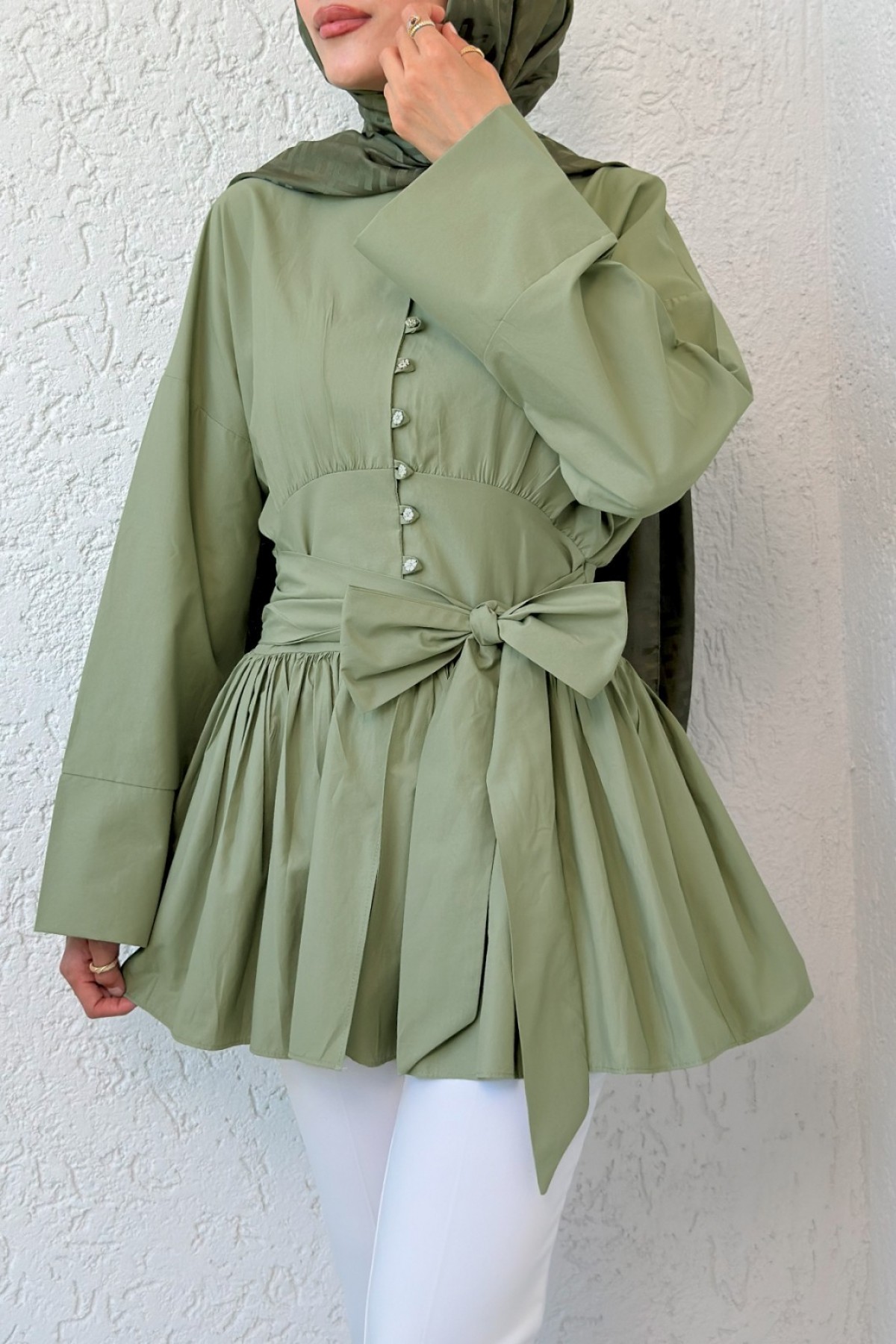 Beli Bağcıklı Boydan Taş Düğmeli Tunik -Çağla Y.